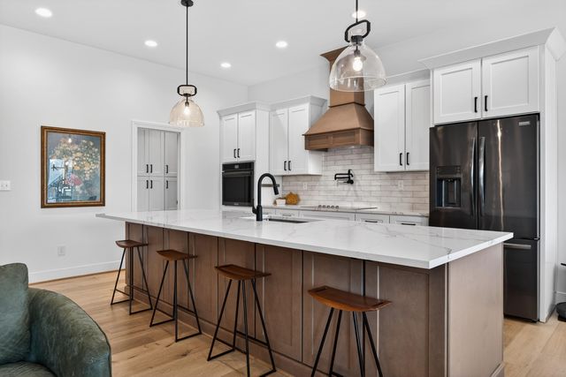 1170 Twilight Shadow Drive, Lexington, KY 40509