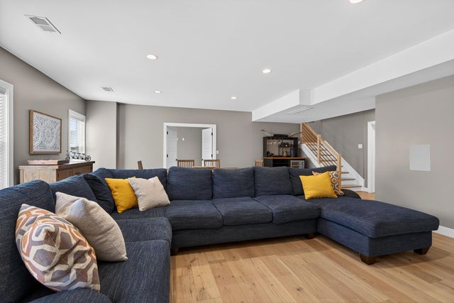 1170 Twilight Shadow Drive, Lexington, KY 40509