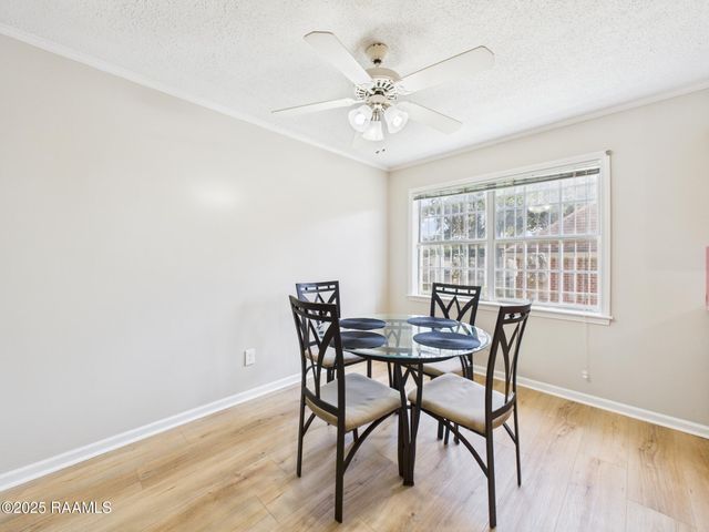 113 Kingswood Drive, Lafayette, LA 70501