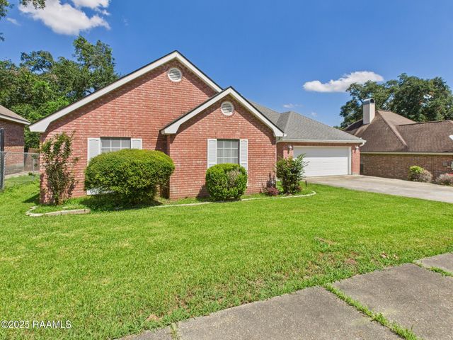 113 Kingswood Drive, Lafayette, LA 70501