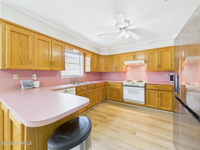 113 Kingswood Drive, Lafayette, LA 70501