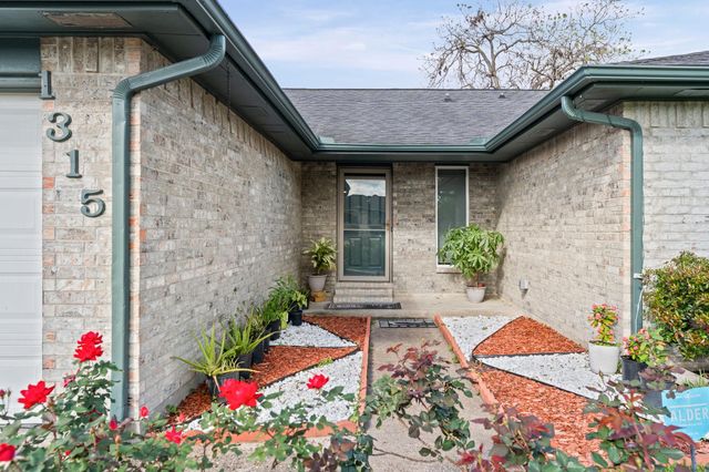 1315 Holbech Lane, Channelview, TX 77530