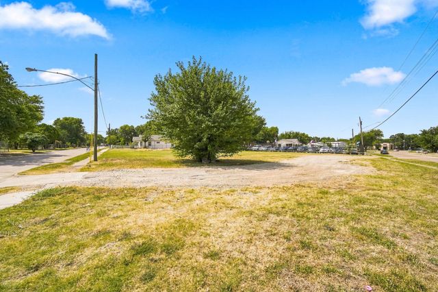5208 Bernal Drive, Dallas, TX 75212