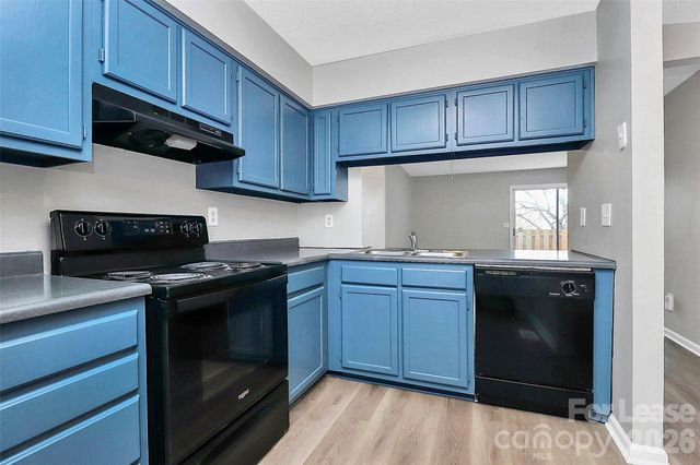 650 Lex Drive, Charlotte, NC 28262