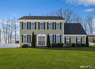 9 Fox Run Lane, Seymour, CT 06483