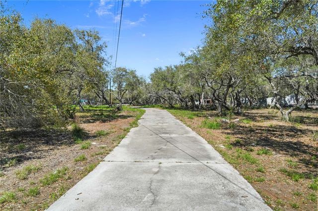 541 Jacoby, Aransas Pass, TX 78336