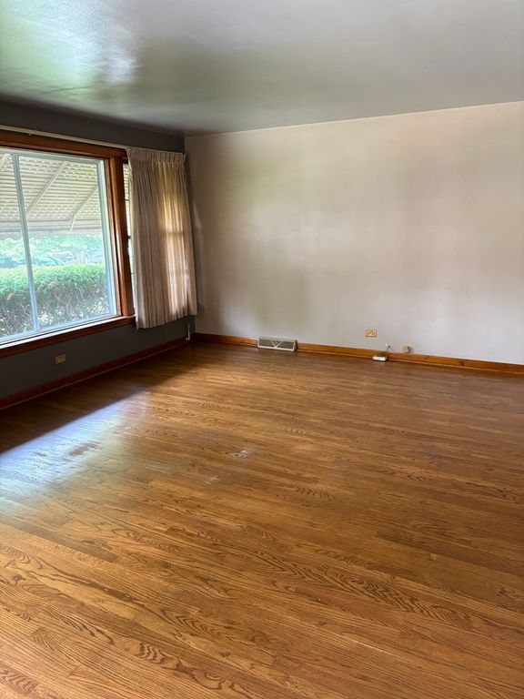 10525 S Millard Avenue, Chicago, IL 60655 — photo 4