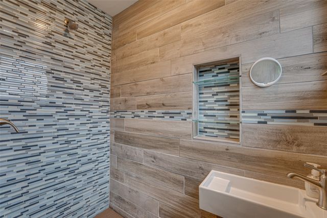 1002 S Main Street, Farmersville, TX 75442