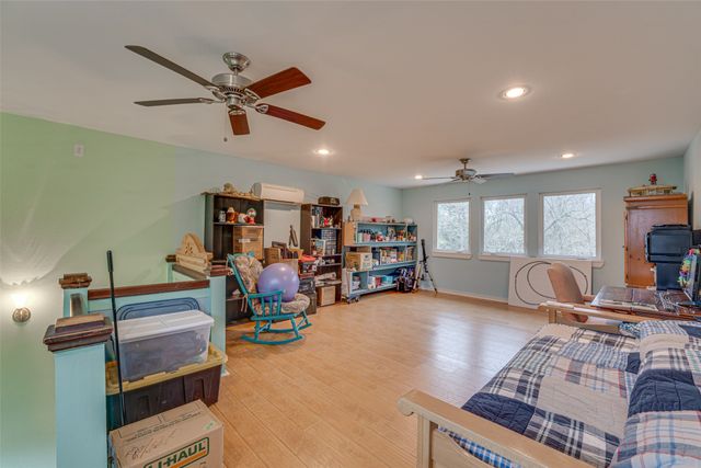 1002 S Main Street, Farmersville, TX 75442