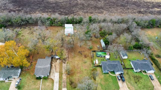 1002 S Main Street, Farmersville, TX 75442