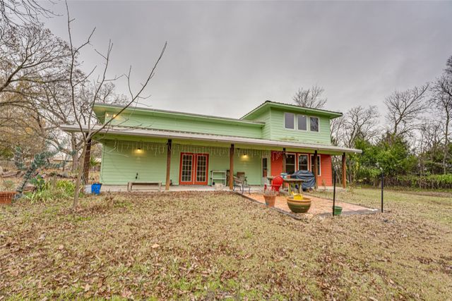 1002 S Main Street, Farmersville, TX 75442
