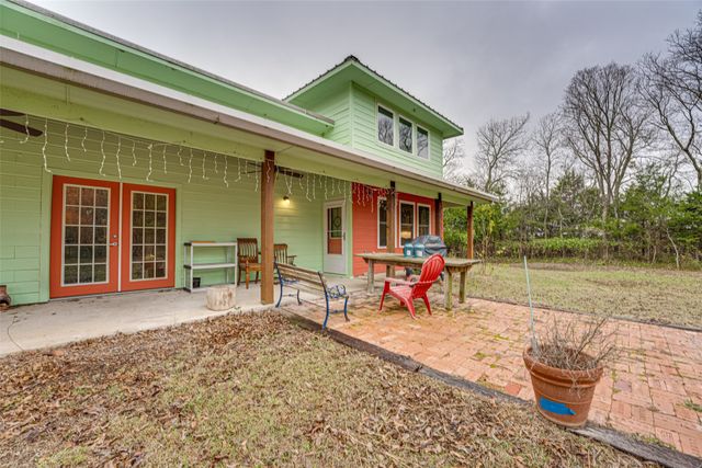 1002 S Main Street, Farmersville, TX 75442