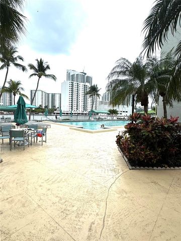 800 Parkview Dr 502, Hallandale Beach, FL 33009