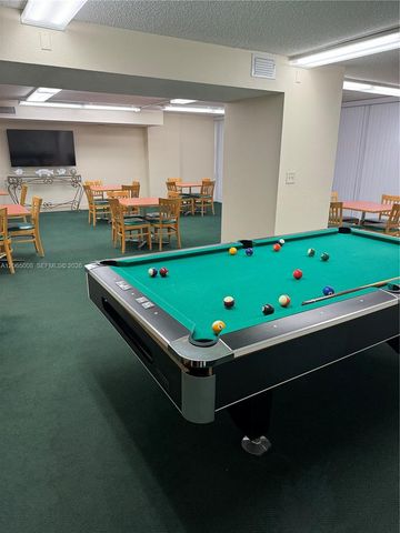 800 Parkview Dr 502, Hallandale Beach, FL 33009