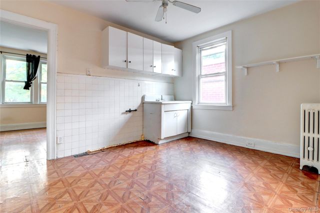 69-15 69th Place, Glendale, NY 11385