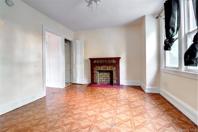 69-15 69th Place, Glendale, NY 11385