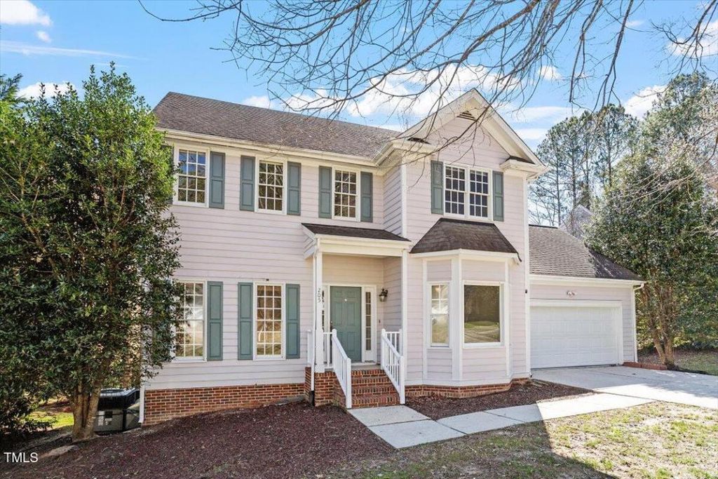 205 Caniff Lane, Cary, NC 27519