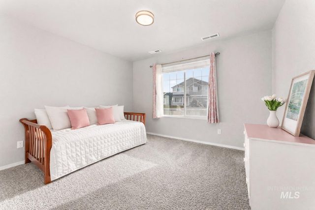 4319 Bainbridge St, Caldwell, ID 83607