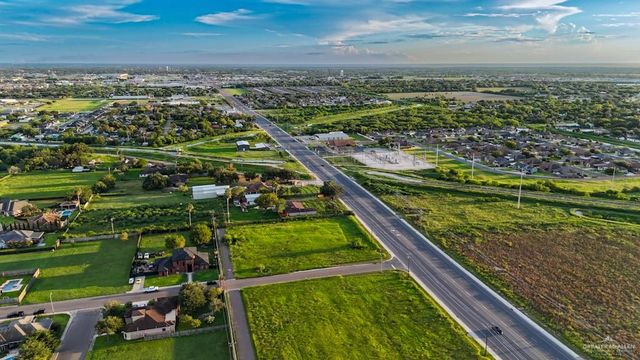 3220 N Westgate Drive, Weslaco, TX 78596