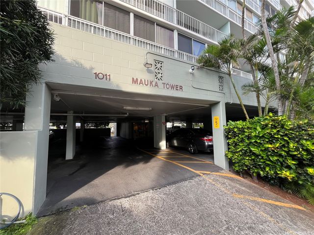 1011 Prospect Street 903, Honolulu, HI 96822