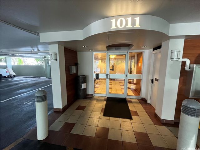 1011 Prospect Street 903, Honolulu, HI 96822
