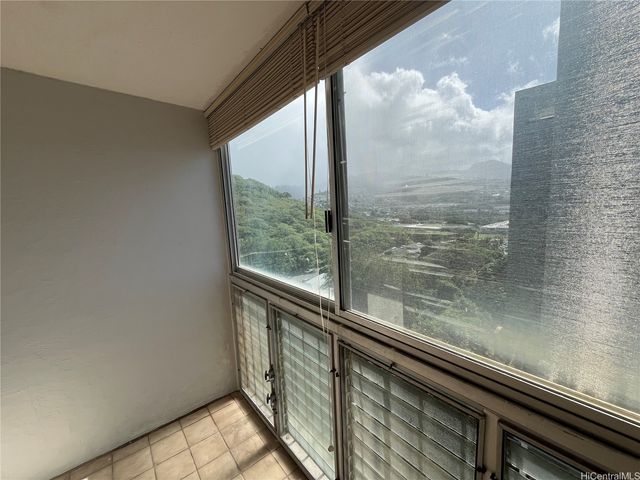 1011 Prospect Street 903, Honolulu, HI 96822