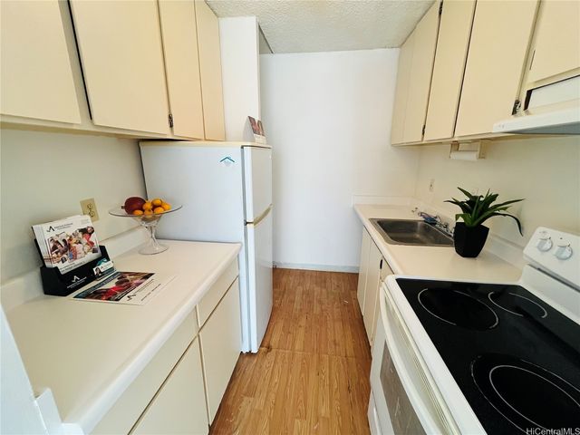 1011 Prospect Street 903, Honolulu, HI 96822