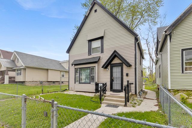 3244 30th STREET, Milwaukee, WI 53216