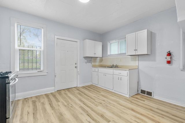 3244 30th STREET, Milwaukee, WI 53216