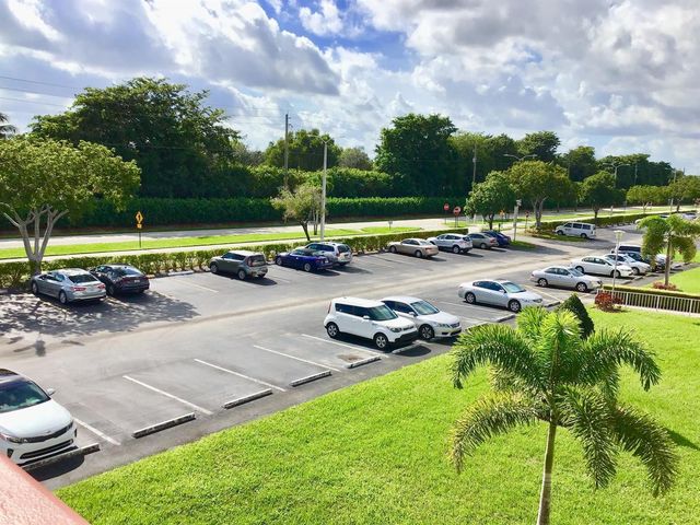 336 Brighton H 336, Boca Raton, FL 33434