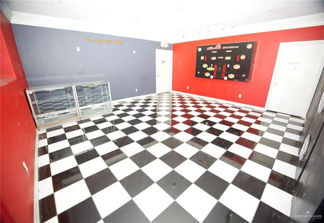 2609 Mid Valley Drive, Weslaco, TX 78599