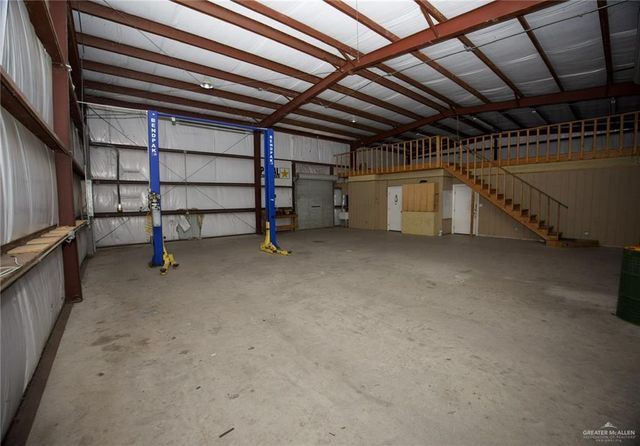 2609 Mid Valley Drive, Weslaco, TX 78599