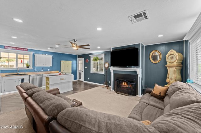 20641 E SQUAW VALLEY Road, Black Canyon City, AZ 85324