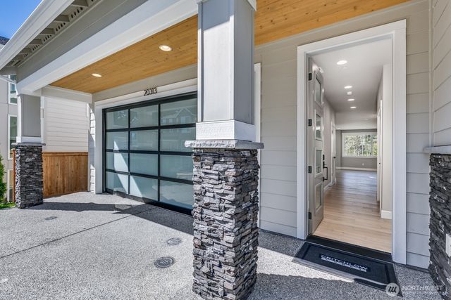 20313 94th Drive NE, Bothell, WA 98011