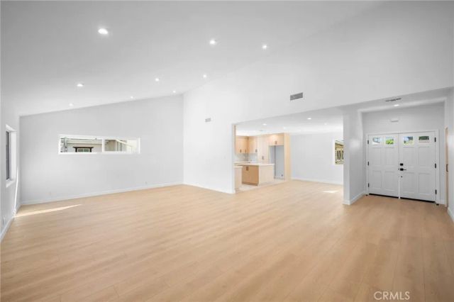16057 Knapp, North Hills, CA 91343