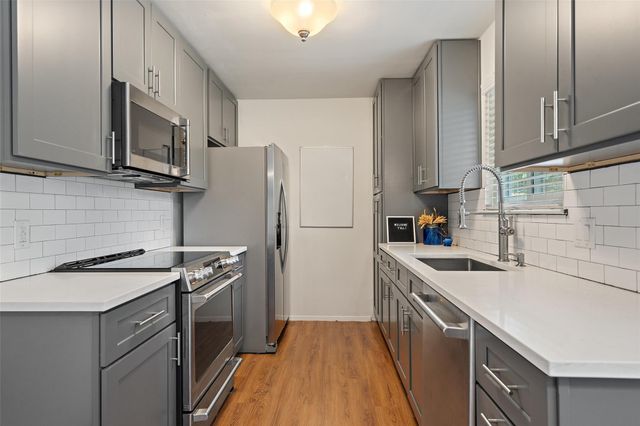 6607 Boleynwood DR, Austin, TX 78745