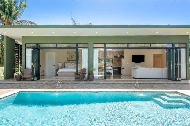 Camino Las Picuas BO. ZARZAL, Rio Grande, PR 00745