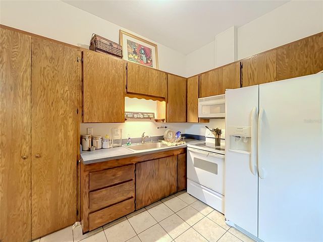 3851 S SANFORD AVENUE, Sanford, FL 32773