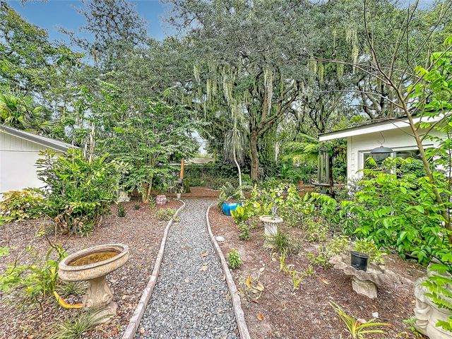 3851 S SANFORD AVENUE, Sanford, FL 32773