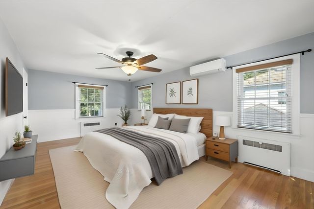 95 Field Rd, Longmeadow, MA 01106