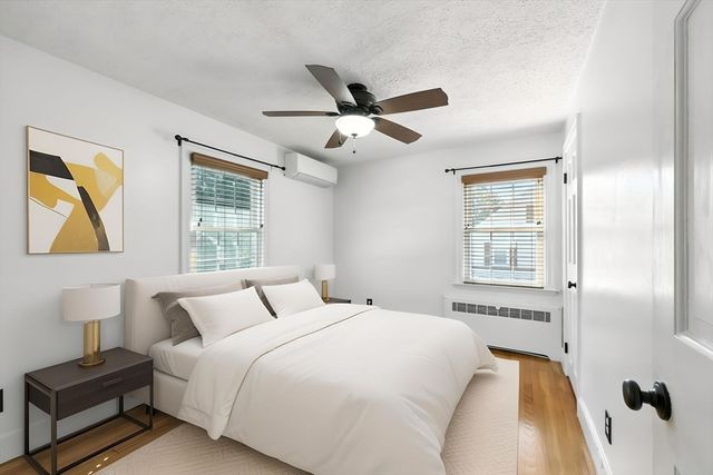 95 Field Rd, Longmeadow, MA 01106
