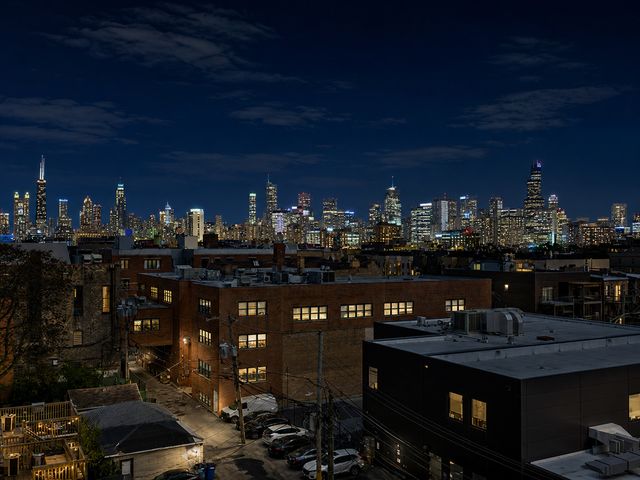 1433 W Cortez Street 3, Chicago, IL 60622