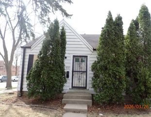 4703 Congress STREET, Milwaukee, WI 53218