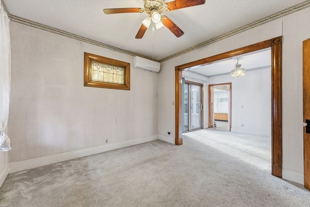 60 Barrison Street, Springfield, MA 01109