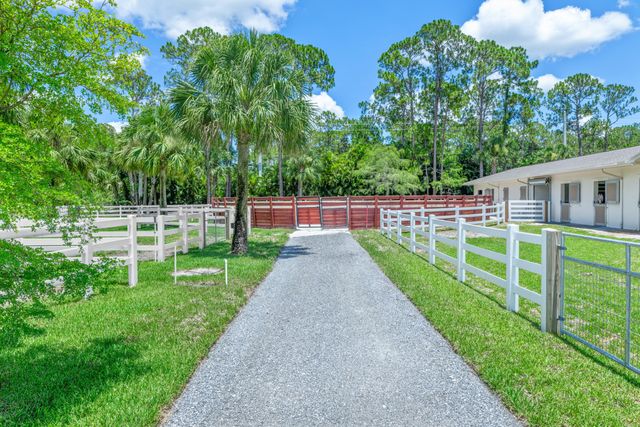 1464 Stallion Drive, Loxahatchee, FL 33470