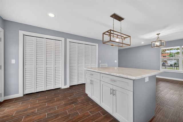 1933 Santa Rosa Street, Houston, TX 77023