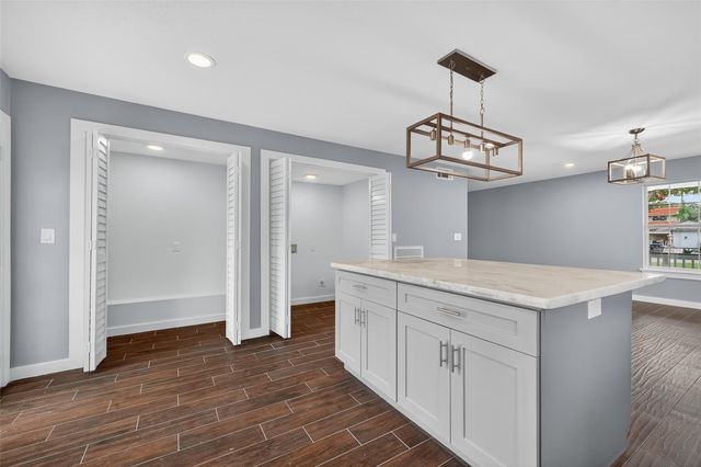 1933 Santa Rosa Street, Houston, TX 77023