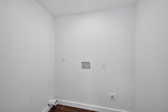 1933 Santa Rosa Street, Houston, TX 77023