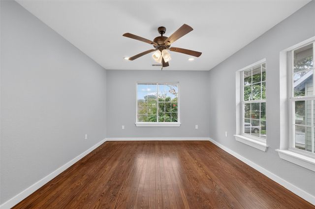 1933 Santa Rosa Street, Houston, TX 77023