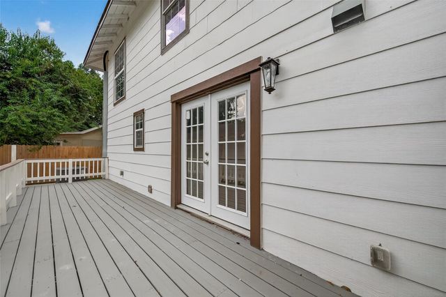 1933 Santa Rosa Street, Houston, TX 77023